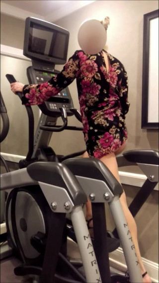 Fantasy Milf: Elliptische Machine Spuit
