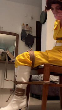 April O'Neil Cosplay Ordförande