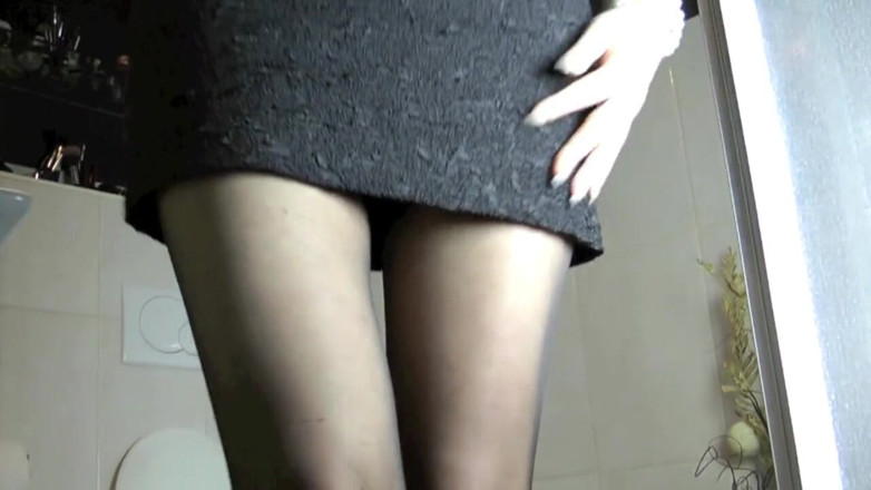 Nylonslut: Voyerism toalety i sporty wodne