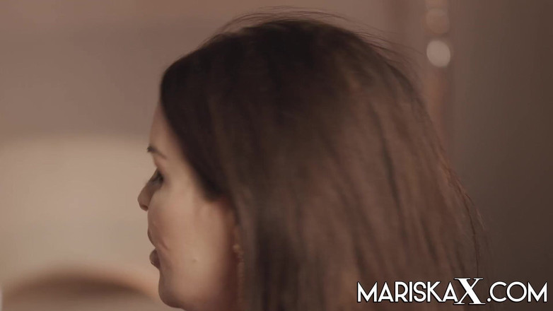 Mariska x: Mariskax eş değiştirenler Zaawaadi ve Jada Sparks sikiliyor