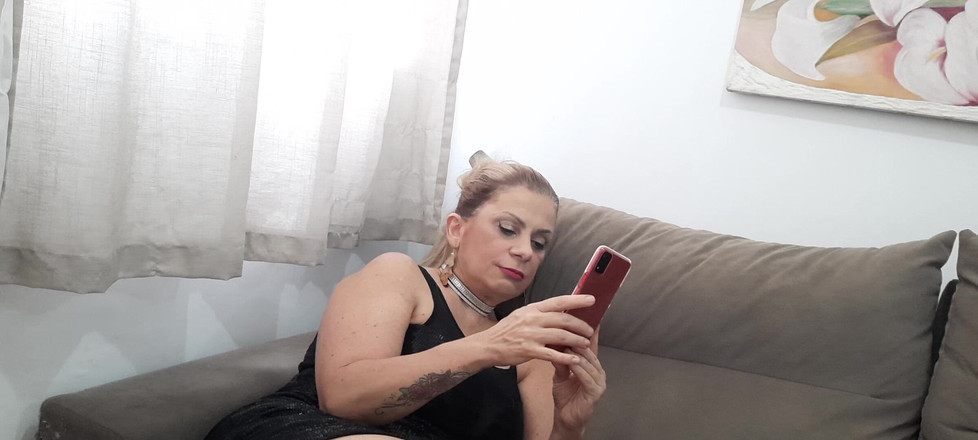 Vivi guedez: विधवा महिला ने वकील को बुलाया।