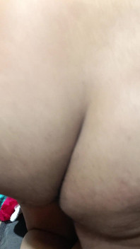 Après le travail, il a dû ouvrir le cul de ma femme en HD