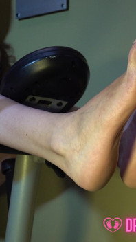 I piedi sudati di bella da allenamento - (dreamgirls in calze)