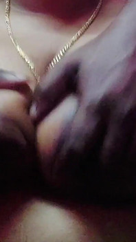 Indická vesnická Bhabhi Mohini Sex s nevlastním bratrem