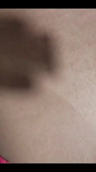 继女在她继父的阴户里射了很多精液