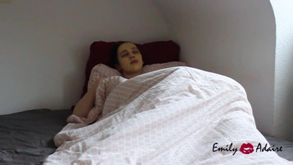 Emily Adaire: Emily adaire si gadis trans* lagi asik muasin dirinya sendiri -...