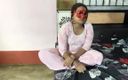 Sexy Soniya: Indianka Soniya błaga jej chłopaka, aby przyszedł do jej dupka