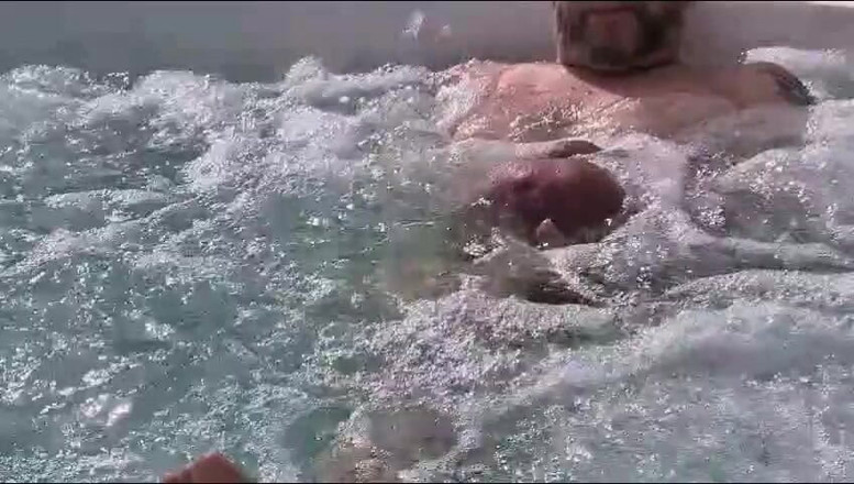 Monster_Meat_: Zábava ve vířivce