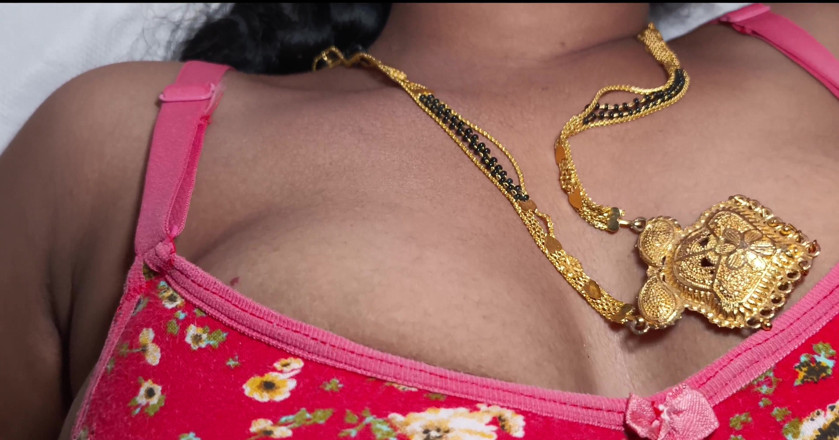 Desi step mom: Ibu tiri desi ditanya untuk menanggalkan pakaiannya dan mengongkeknya hari...
