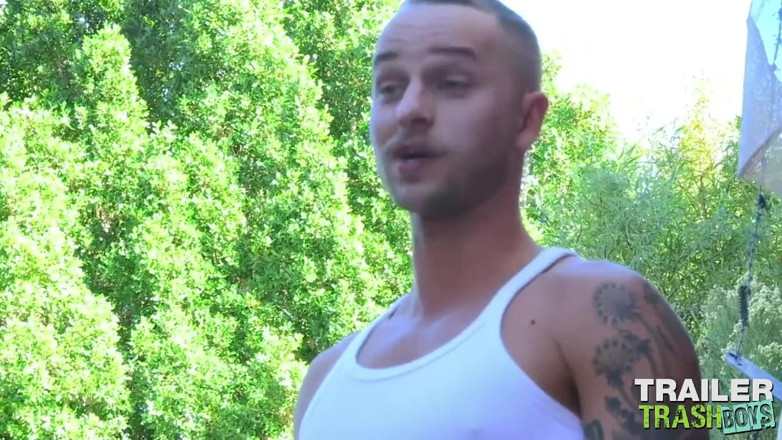 Trailer Trash Boys: Trailertrashboys - Devin Franco catturato dall'amico Bryce hart