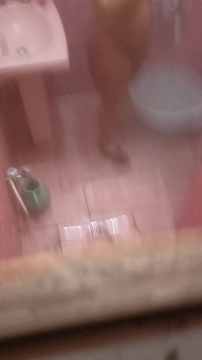 Faryal: Ho fatto un video di bhabhi che si fa un...