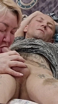 Żona ssała i jędła spermę