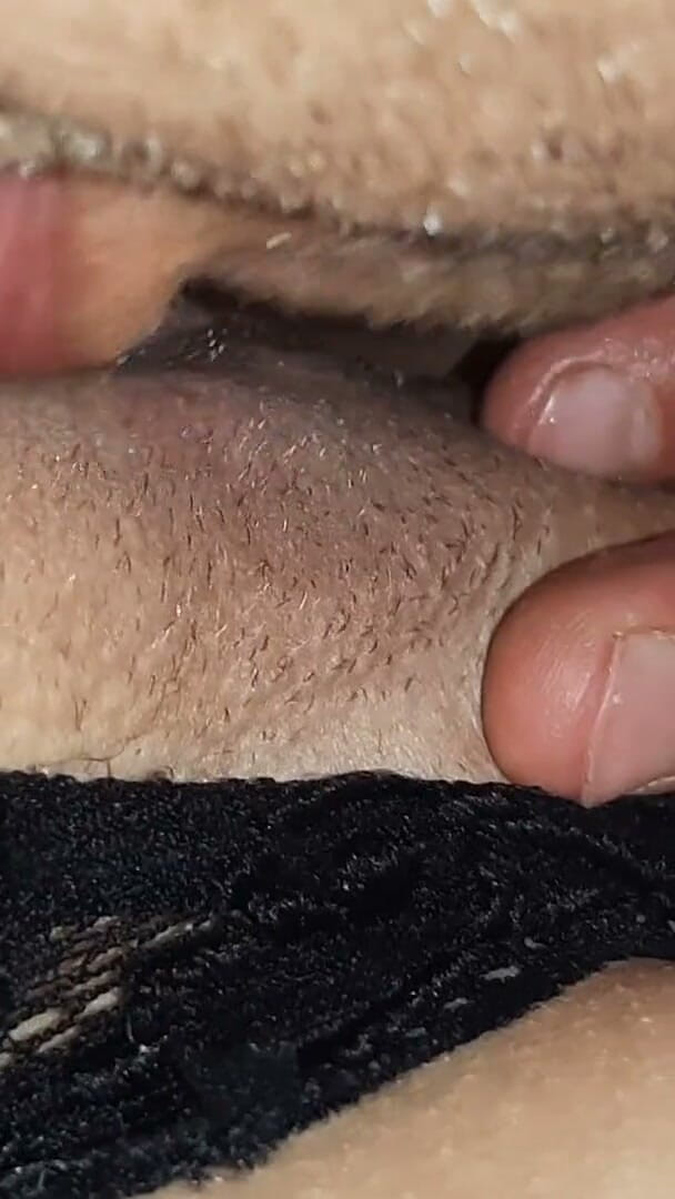 Vik_All: 我的女朋友勾引我做爱