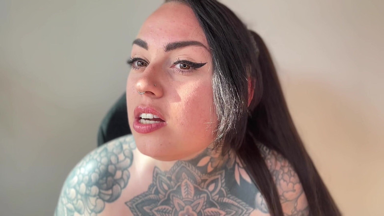 Miss Valentina: Perra de fantasía