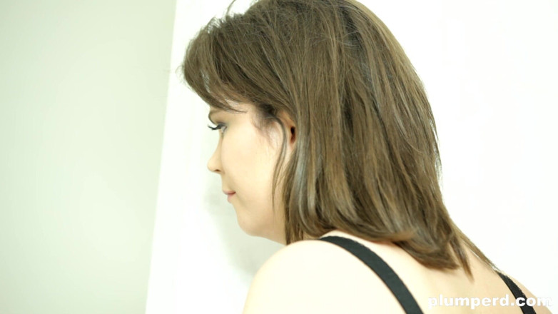Plumperd: Shower Session with Lucrecia