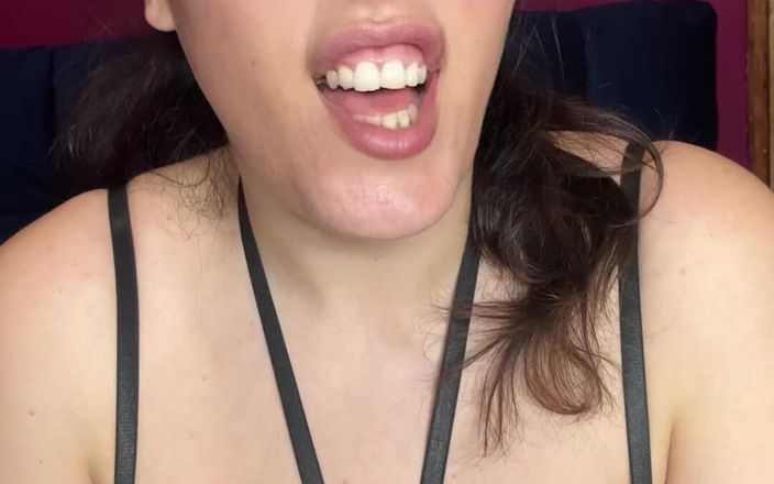Young_strawberry: MILF bekommt sperma in den mund