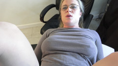Erin Electra: La señorita Erin se folla a su estudiante después de...