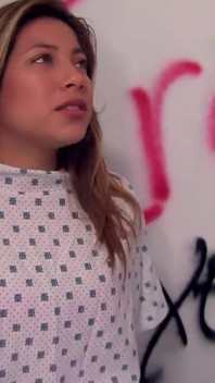 Daisy Leon miluje sání velkého ptáka z gloryhole