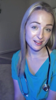 Dipendente anale vera infermiera scopata nel culo in uniforme