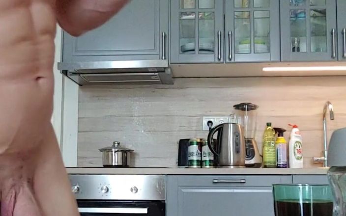 Boy jerking off: Koffie en laten we naar het werk gaan