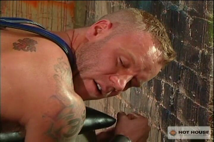 Hot House: Skuff 3: Downright Wrong
