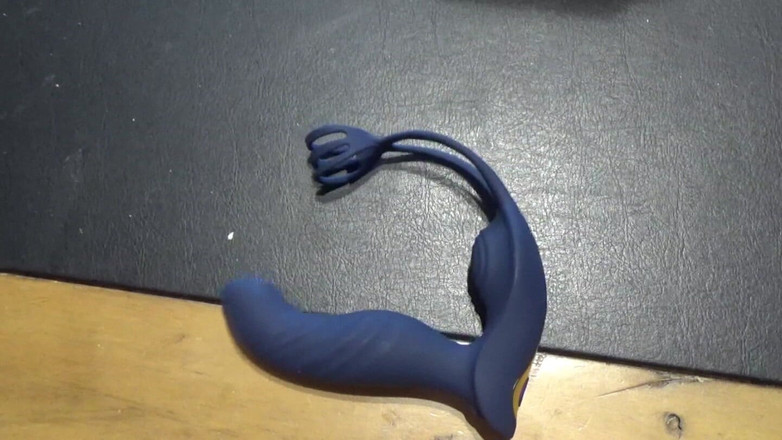 bigears: Prima volta con il nuovo vibratore prostatico