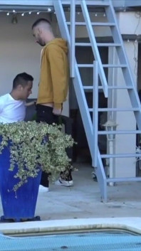 Un sexy joven latino twink follada al aire libre por Jimy Fix