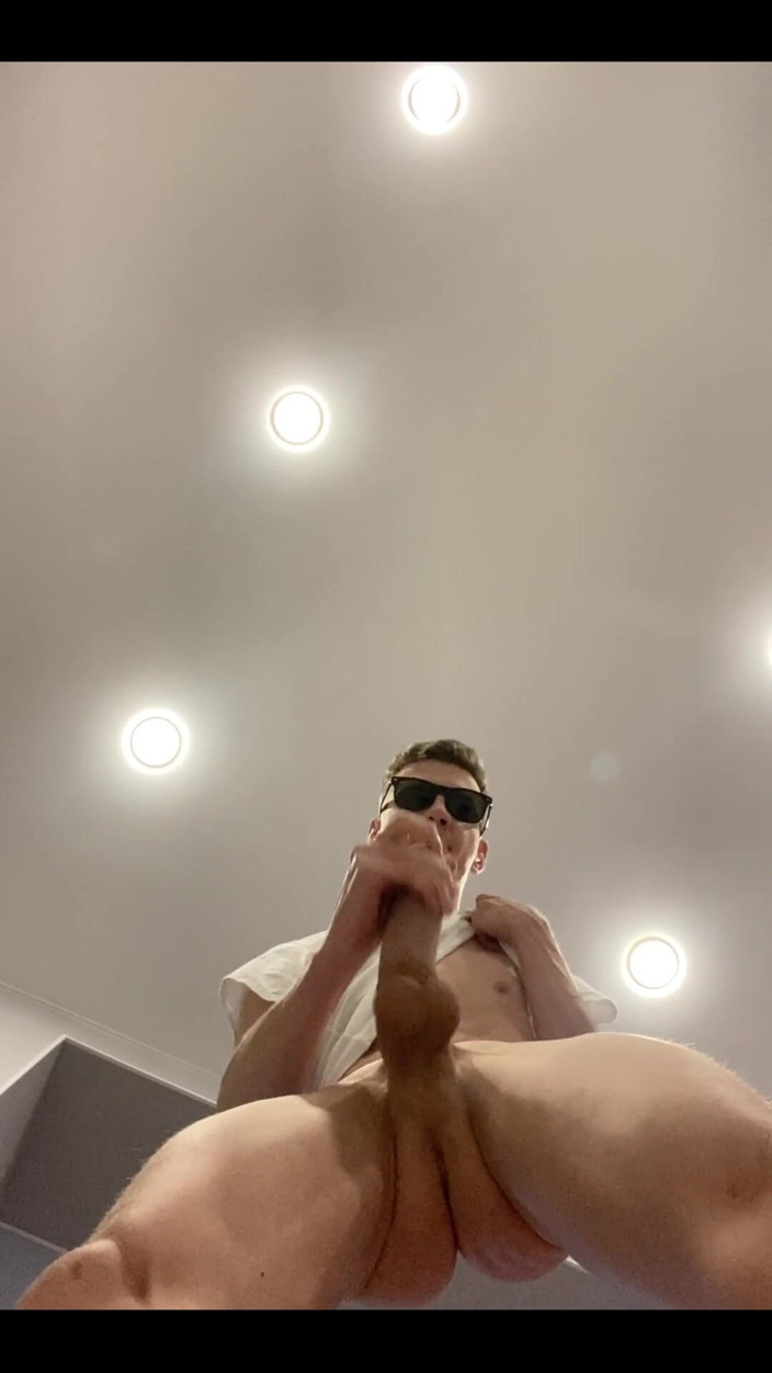 Tommy10boy: Sborro su di te
