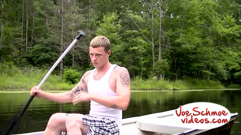 Joe Schmoe: Tại hồ với Hung Eric