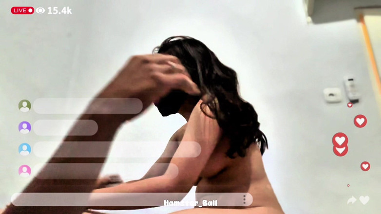 Hamster_Ball: Demande d’adepte : livestream avec une modèle MILF d’Inde