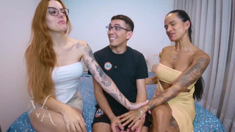 Viick4r: Das Heiße Schätzchen Bella Teilt Japa Lokis Großen Schwanz Mit...