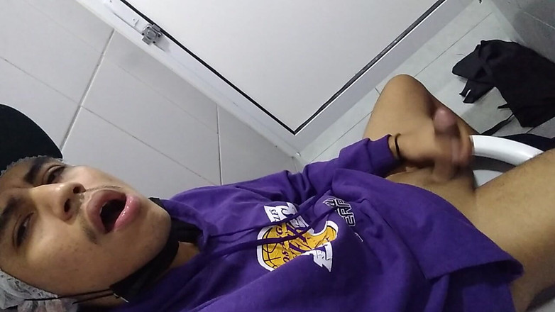 AlexAlejandro13: Nejlepší čas na veřejných toaletách