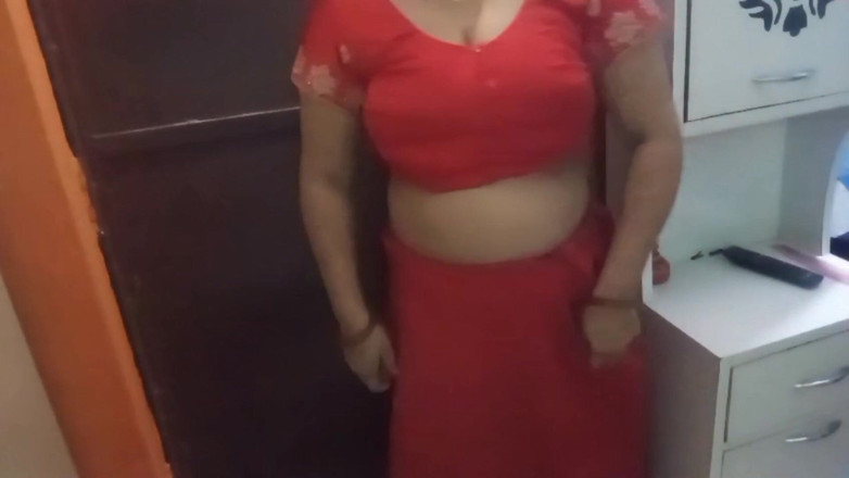 Manjushukla: Bhabhi India yang cantik berkongkek romantik