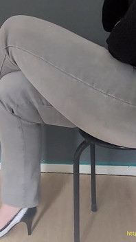 Toe Tapping in Thight Jeans