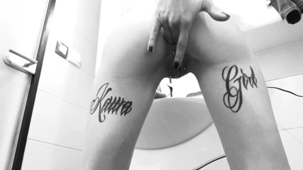 InkedKawaGirl: Drobné prstění zadku