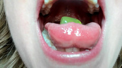 Julie_Bliss: Julie Bliss - Obryně