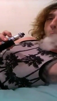 Vaping & Transgirl Rp Greeting/saying G'bye Walking on Stairs (sfw)