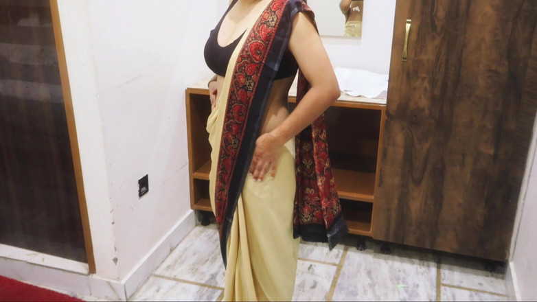 ABHISHEK7299: Sexig bhabhi knullar sin styvbror