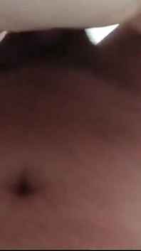 Ma camarade de classe me laisse la baiser et filmer quand j’éjacule en elle