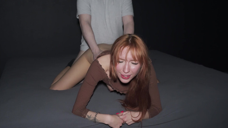 Pornforce: Roșcatei cu țâțe mari îi place dur