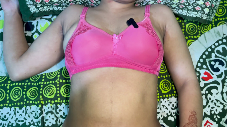 Riya Chowdhury: Draga mea bhabhi are nevoie de un prezervativ pentru a...