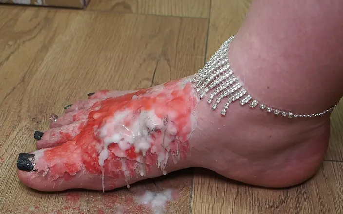 Anastasia Gree: Silent Magic: Wax Removal From the Foot