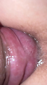 Ngentot makanan mac! Aku pengen bange kentut waktu seks anal pertama kali dalam 18 tahun dan dia merusak kontolnya sampai hancur