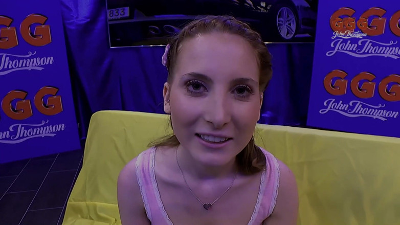 GGG John Thompson Studio: GGG Yasmin Joy - О, я не хочу, так Viel Сперма