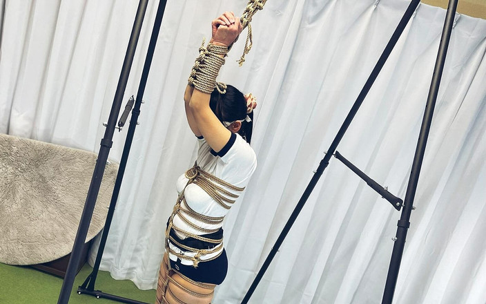 ushirosugatanomiki: Lycklig tid efter retande