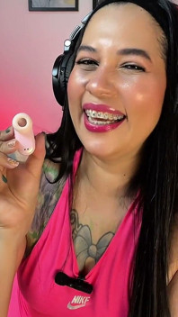 Masturbarea Clitorisului Cu Noul Meu Earpod Beyourlover: Multiple Orgasme Prin Vibrație.