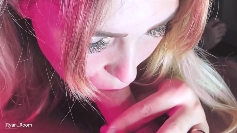 OneSideLove: Noua mea iubită mi-a oferit o muie la prima întâlnire