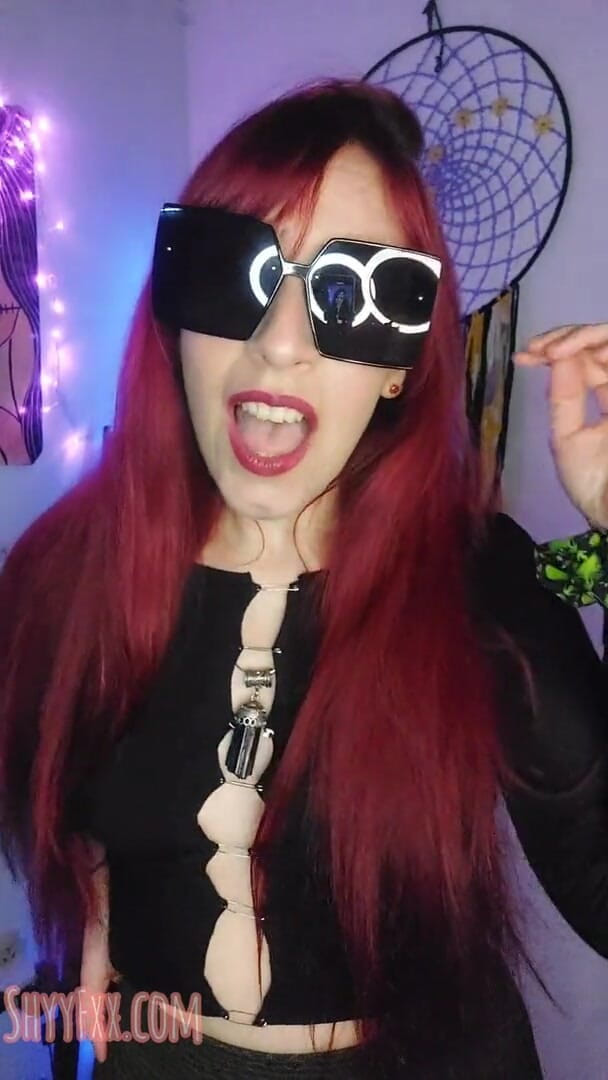 Tu Gauchita Argentina: Shyyfxx Din omättliga svägerska frestar dig med sina tajta tights...