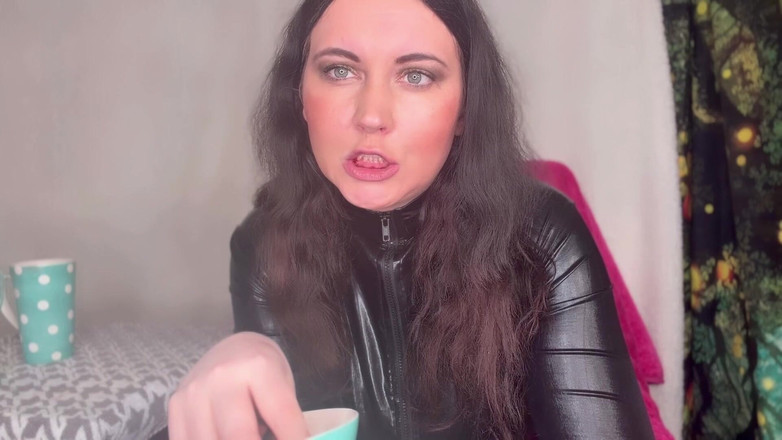 MissFFW: Fräulein Ffw Asmr isst Himbeeren