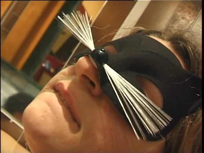 My Dirty Family: Seks keras untuk si jalang amatur dalam kepanasan